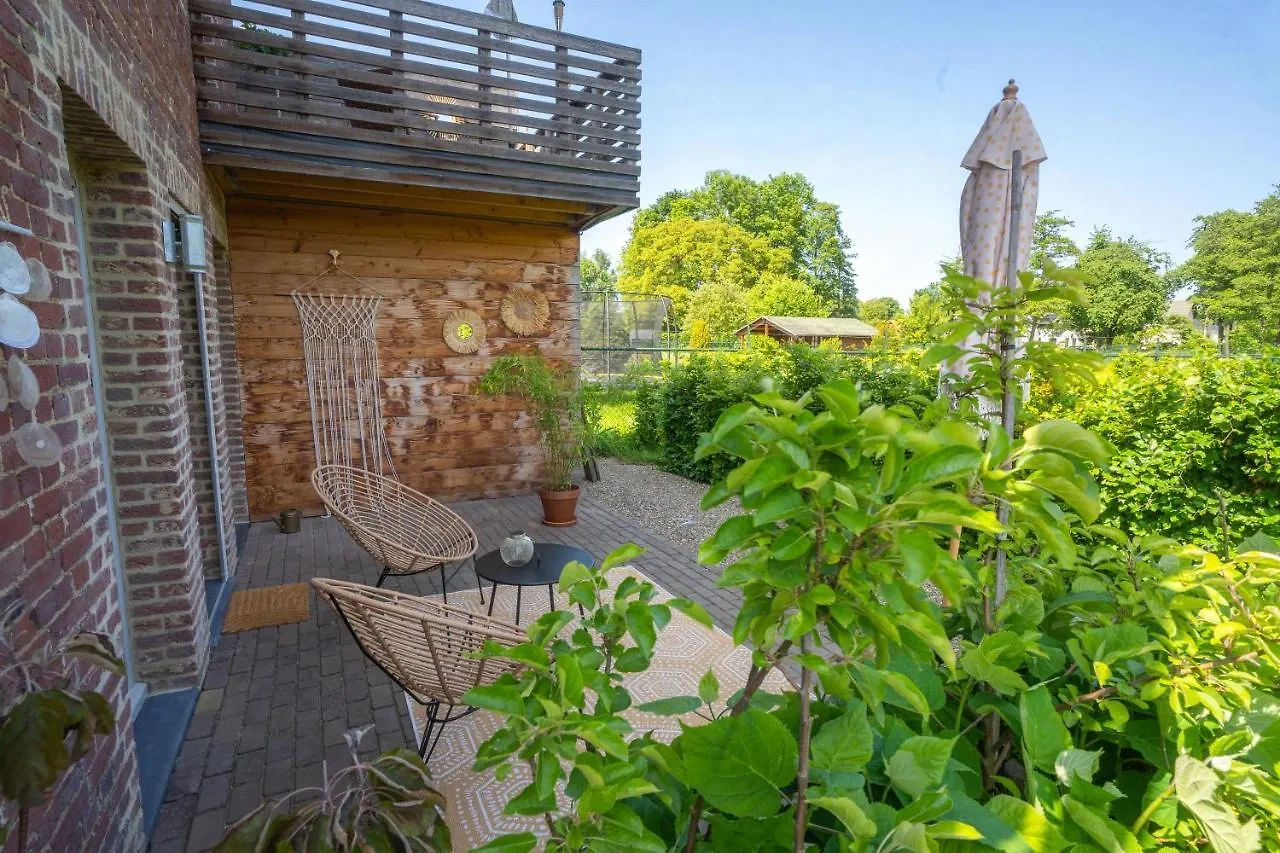 Tweezeven Bed & Breakfast Geulle 0*,  Netherlands