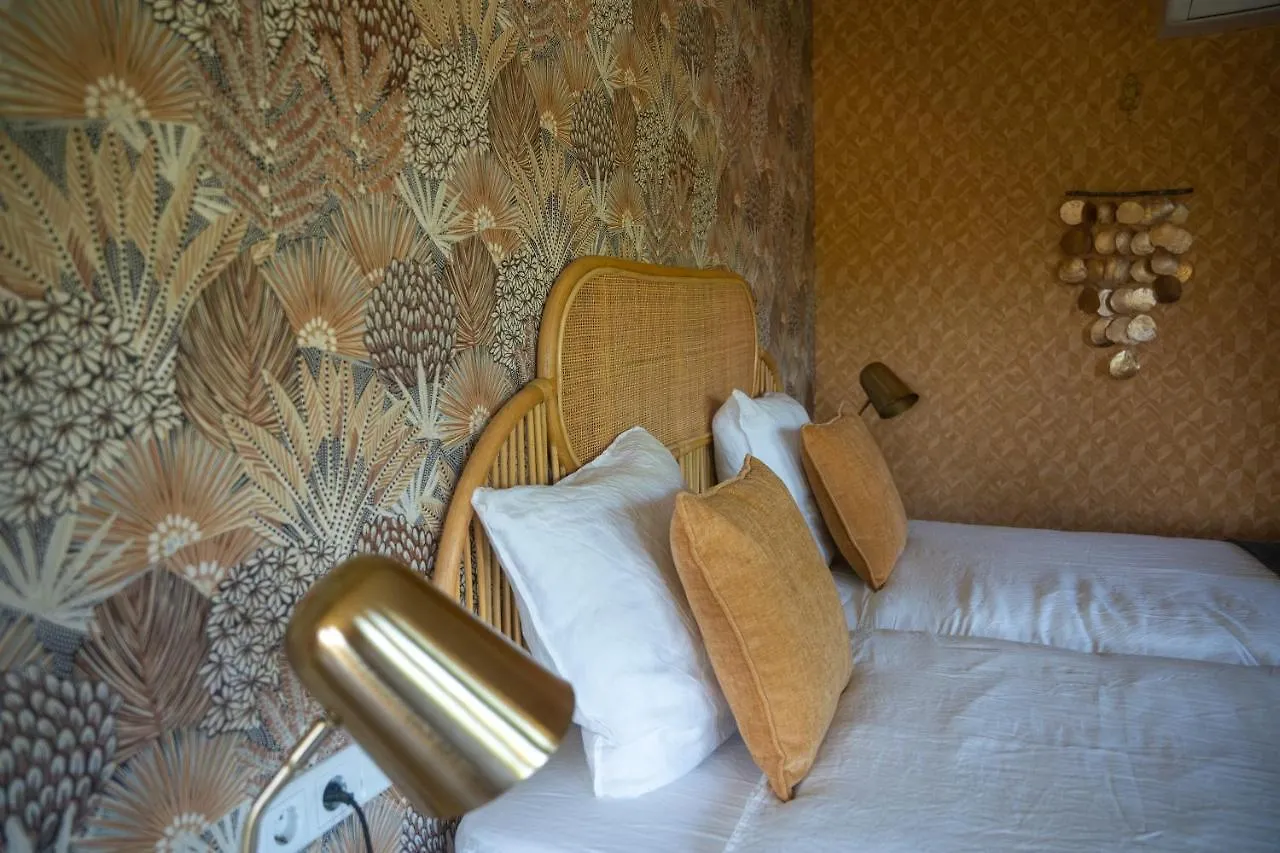 Tweezeven Bed & Breakfast Geulle